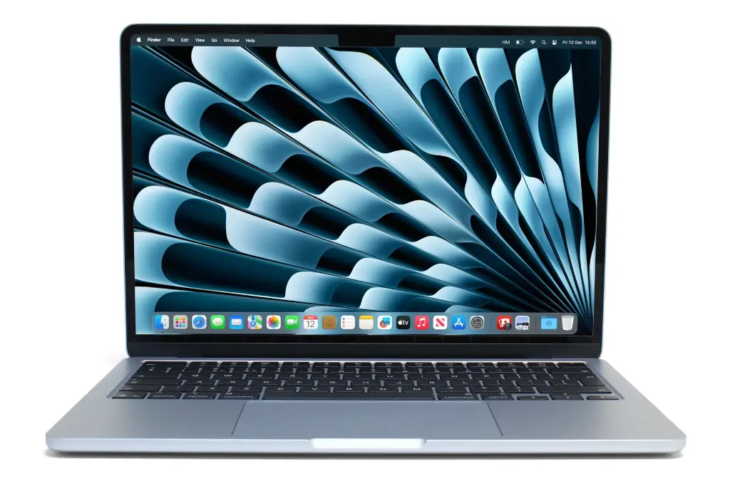 Apple MacBook Air 15.3" A3114 (2024) Apple M3 / 16GB RAM / 256GB SSD / Liquid Retina Display / Blue – Excellent Grade minor scratch (Refurbished)