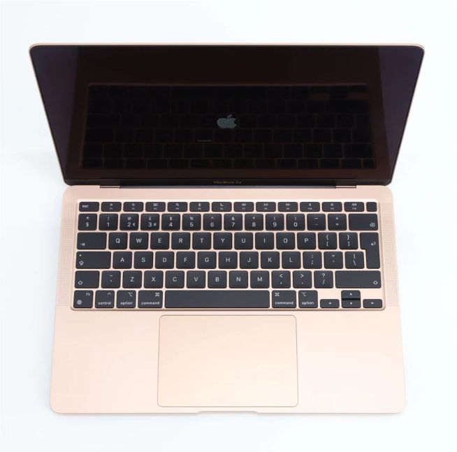 Macbook A2337 13.3" M1 8GB RAM 256GB SSD Gold Excellent